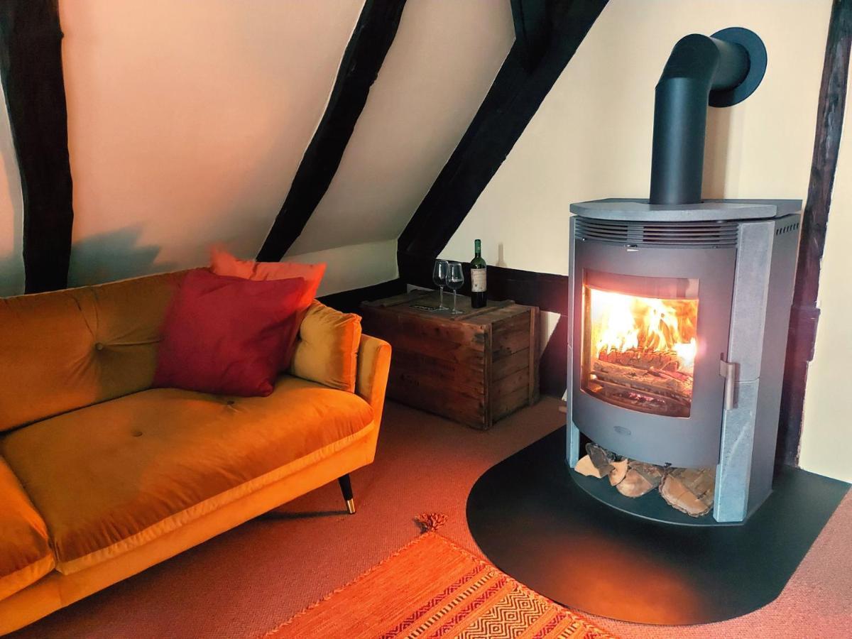 Historische Ferienwohnung Mit Kamin In Lich מראה חיצוני תמונה